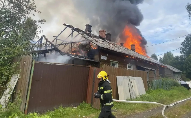 За сутки в Ленобласти ликвидировали 18 пожаров