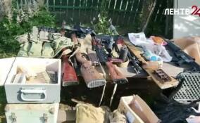 В квартире петербуржца и его дачном доме в Кингисеппском районе нашли арсенал оружия