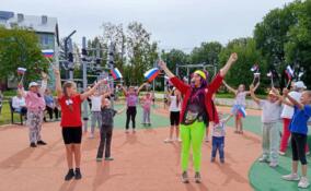 В деревне Шпаньково открыли площадку и встретили спортивную Бабу-Ягу