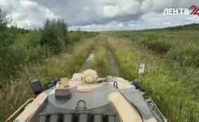 Военнослужащие Росгвардии провели боевые стрельбы на полигоне под Петербургом