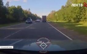 Мотоциклист оказался на больничной койке после столкновения с машиной в Гатчинском округе