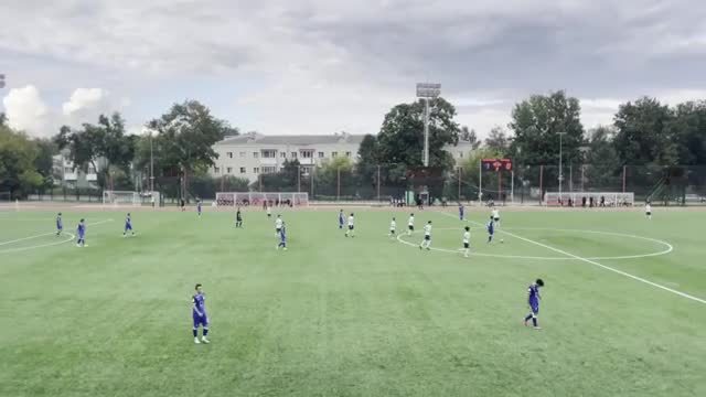 «Ленинградец» и «Балтика» встретились в Гатчине в матче Молодёжной футбольной лиги