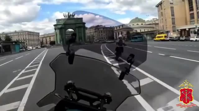 Юного мотоциклиста без прав задержали в Петербурге