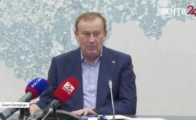 Губернатор Ленобласти Александр Дрозденко провел прямую линию с жителями региона