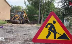 Ленинградские коммунальщики работают в Енакиево
