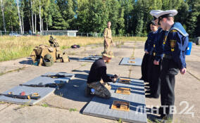 В Кронштадте для молодежи провели мастер-классы по военной подготовке
