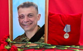 В Тихвине простились с погибшим на СВО Максимом Шубиным