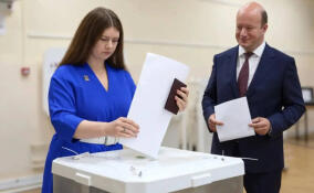 Избирательный участок посетила депутат Госдумы Ольга Занко