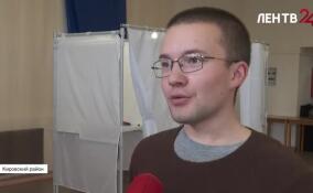 На избирательном участке № 571 в Шлиссельбурге к общественному наблюдению активно подключилась молодежь