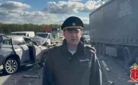 Один человек погиб и двое пострадали в ДТП с тягачом на КАД в Ленобласти