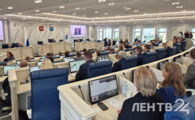Депутаты ЗакСа Ленобласти восьмого созыва собрались на первое заседание