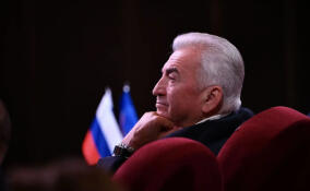 Александр Дрозденко поздравил с юбилеем спикера Заксобрания Сергея Бебенина
