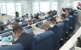 В Законодательном собрании Ленобласти проходит пятое заседание