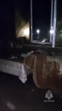 Из горящего дома в Елизаветино спасли почти два десятка человек