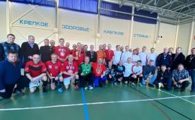 В Волхове прошел турнир по мини-футболу среди ветеранских команд