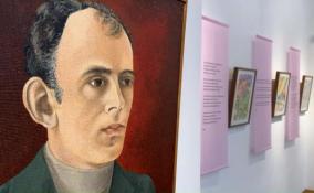 В Музее Анны Ахматовой в Петербурге открылась выставка к 130-летию со дня рождения Осипа Мандельштама
