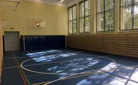 В школах Гатчинского района отремонтируют спортивные залы и площадки