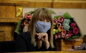 Светлана Журова прошла ревакцинацию от коронавируса
