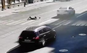 На Кирочной улице сбили девушку на пешеходном переходе