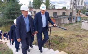 Александр Дрозденко проверил ход реконструкции водонапорной насосной станции в Никольском