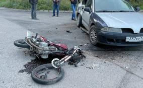 Мотоциклиста увезли на «скорой» после столкновения с иномаркой в поселке им. Свердлова