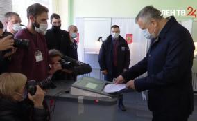 Губернатор Ленобласти проголосовал на избирательном участке в Лупполово