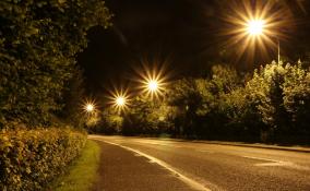 Дорожники Ленобласти строят больше 100 километров освещения вдоль магистралей
