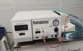 В Гатчинской больнице появился уникальный аппарат для лечения пациентов с сердечно-сосудистыми заболеваниями