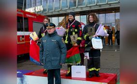 Сотрудница пожарной части Ленобласти взяла бронзу в соревнованиях по скоростному подъему на высотное здание
