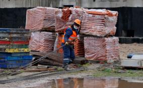 Рабочего придавило бетонной плитой во Всеволожском районе