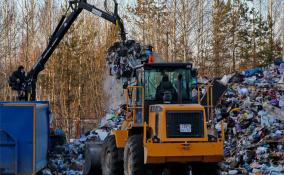 В Ленобласти перевозчиков строительного мусора начнут штрафовать за отсутствие подключения к навигационной системе
