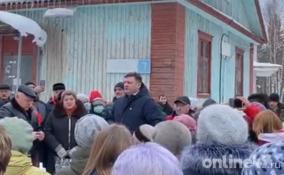 Правительство Ленобласти и представители КПРФ решают проблемы поселка Саперное