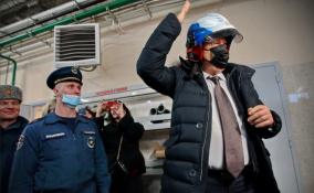 Рабочий выезд губернатора Ленобласти в Сертолово в объективе фотографа ЛенТВ24