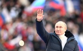 Путин выступил на концерте-митинге на стадионе «Лужники» по случаю годовщины воссоединения Крыма с Россией