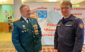 В Кировске чествуют ветеранов и действующих сотрудников пожарной охраны Ленобласти