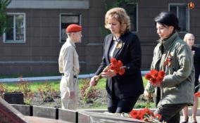 В донецком городе Енакиево делегация Ленобласти участвует в праздновании 77-й годовщины Победы