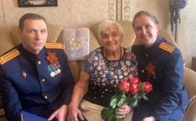 Следователи Ленобласти поздравили ветеранов Великой Отечественной с Днём Победы