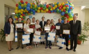В Ленобласти наградили 9 победителей чемпионата «Абилимпикс»