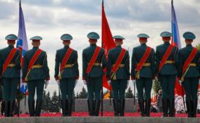 В Минобороны рассказали о подвигах семи российских военных