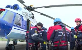 Губернатор Ленобласти поздравил Аварийно-спасательную службу
региона с 20-летием