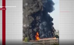 Последствия ракетного удара по Николаеву: опубликованы кадры с пламенем и чёрным столбом дыма