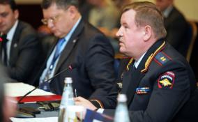 Трех генералов МВД из Петербурга хотят арестовать за превышение должностных полномочий