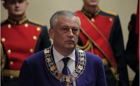 Александр Дрозденко подписал закон, отменяющий отзыв главы региона с должности