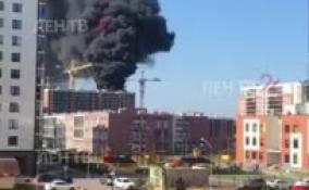 Видео: в Буграх загорелся строящийся корпус ЖК «Энфилд»