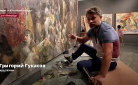 Художник из Петербурга публично пишет картину в Музее Победы