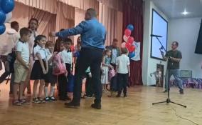 Дети-беженцы из Украины и Донбасса получили почти 500 школьных наборов