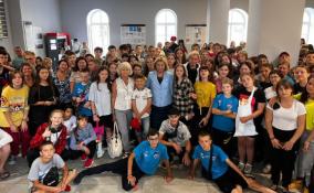 Ещё 50 детей из Енакиево отдохнут в лагере Ленобласти перед началом учебного года
