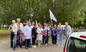 В Енакиево отправилась четвертая группа врачей из Ленобласти