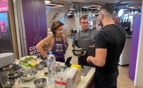 Шеф-повара и фуд-блогеры бьются за звание лучших кулинаров Петербурга