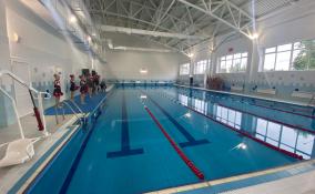 В Аннино открыли плавательный бассейн с саунами и тренажёрным залом